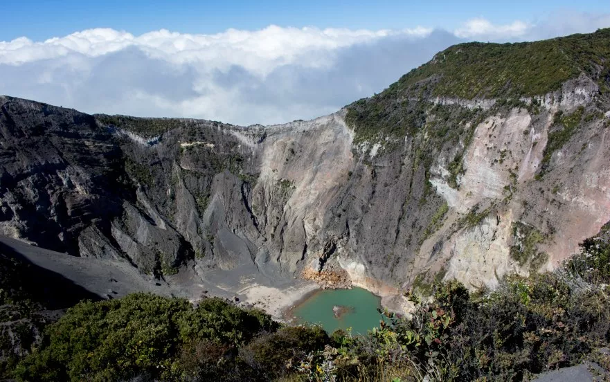 Crater del volcán Irazú