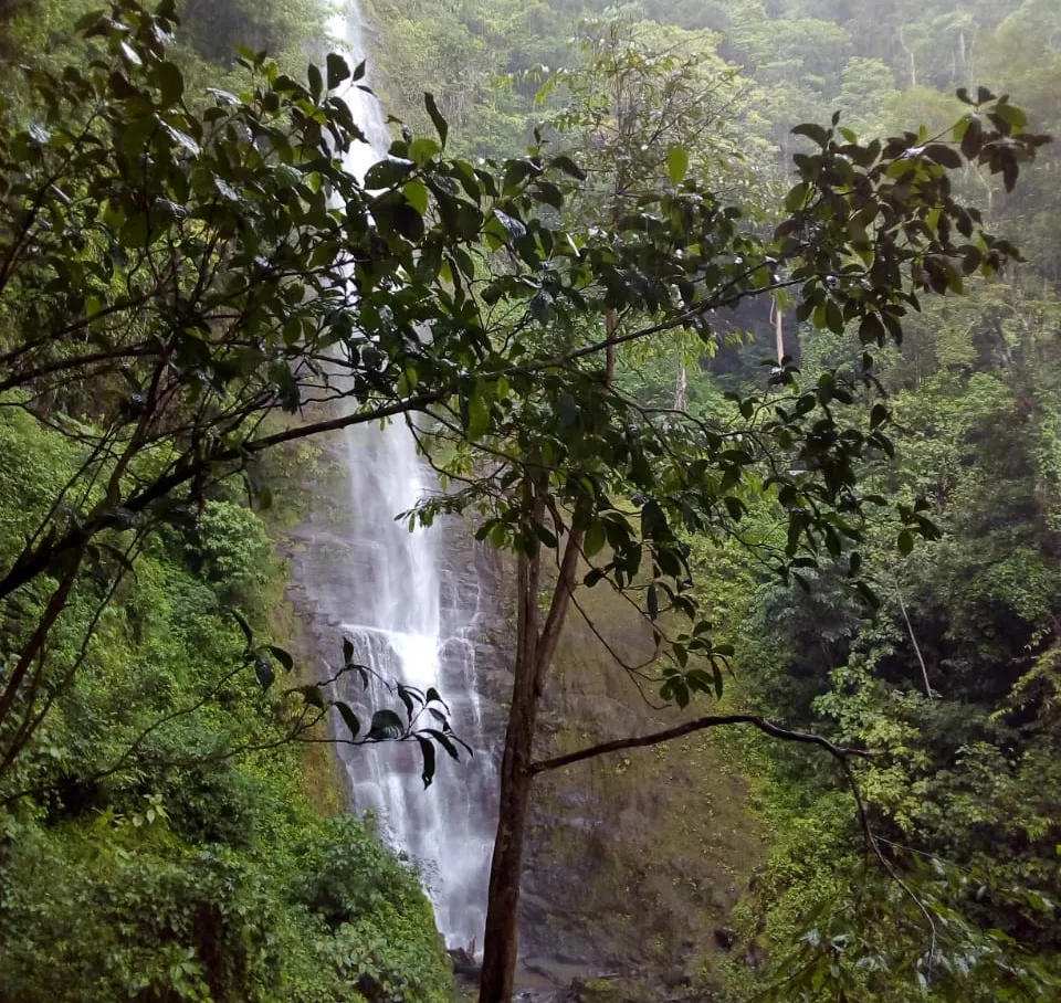 santa-lucia-falls 8