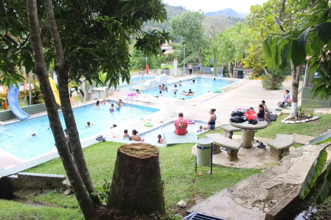 Balneario de Aguas Minerales 3
